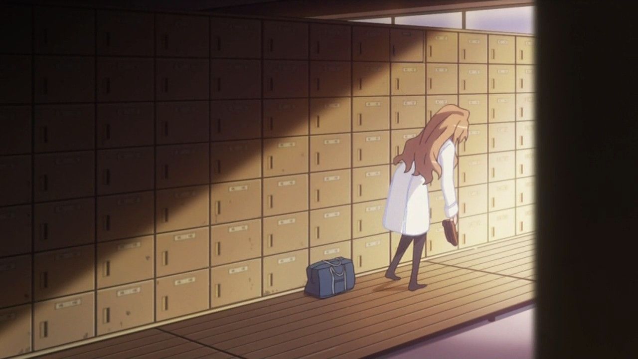 Минори секай карты. Toradora Episode 24. ТОРАДОРА падение с лестницы. Муезерка бар ТОРАДОРА. Аниме картинка закрылся в шкафу.
